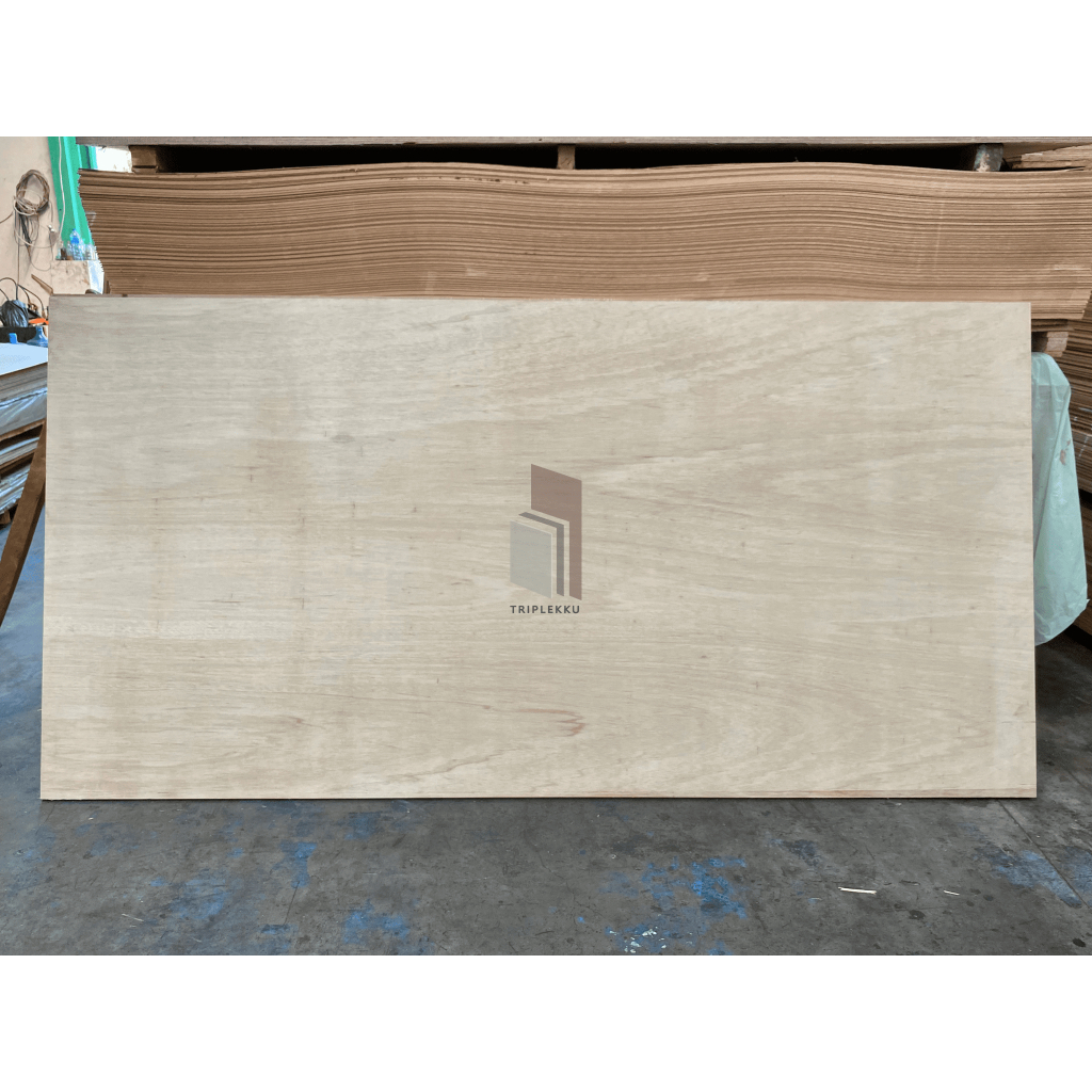 Triplek 18mm Meranti Full 122x244cm / plywood papan kayu lapis 18 mm