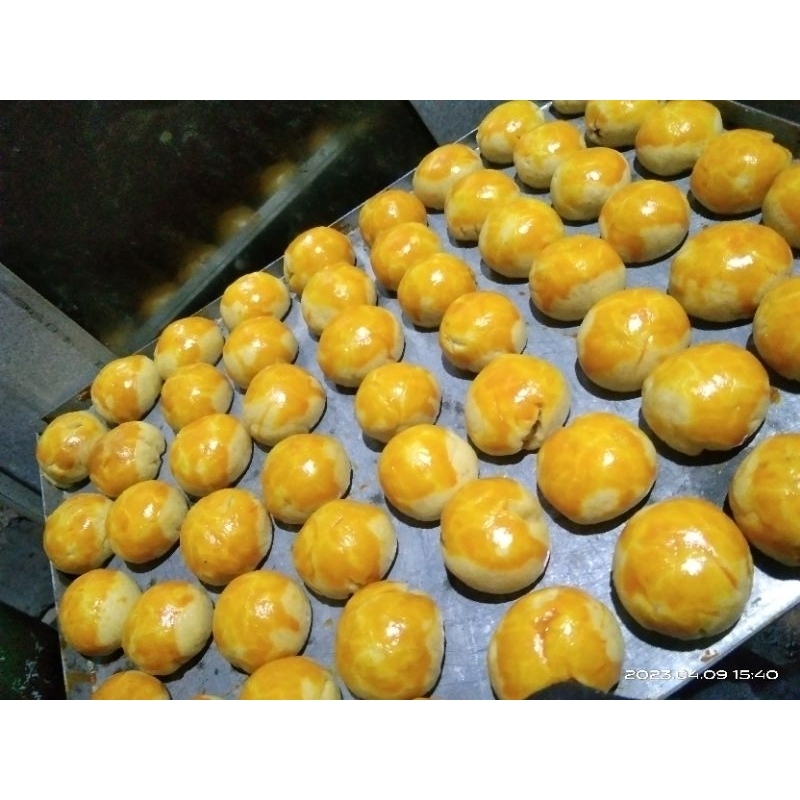 

nastar alami dari selai nanas madu murni