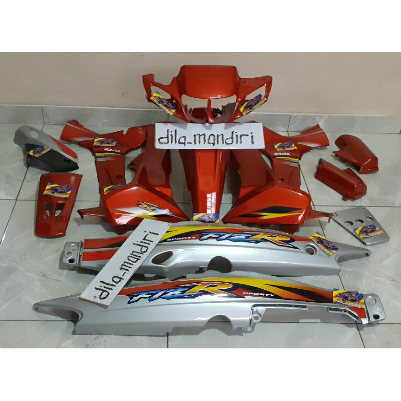 Full set halus Yamaha Fiz R  merah silver