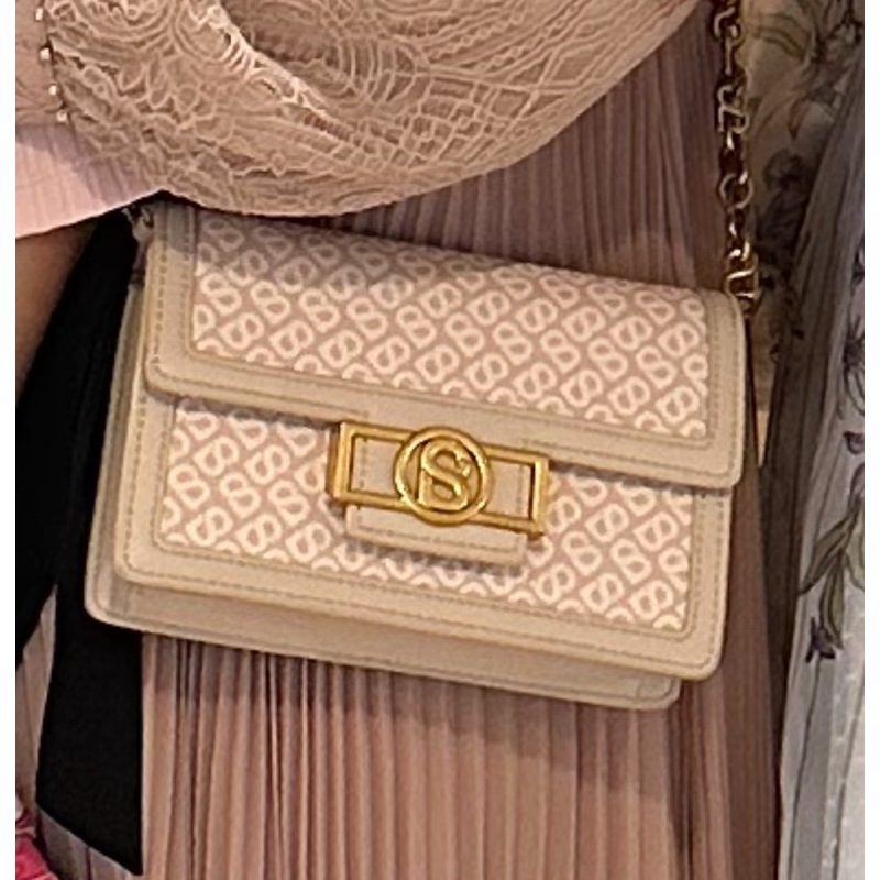 Preloved Buttonscarves Izzy Sling Bag