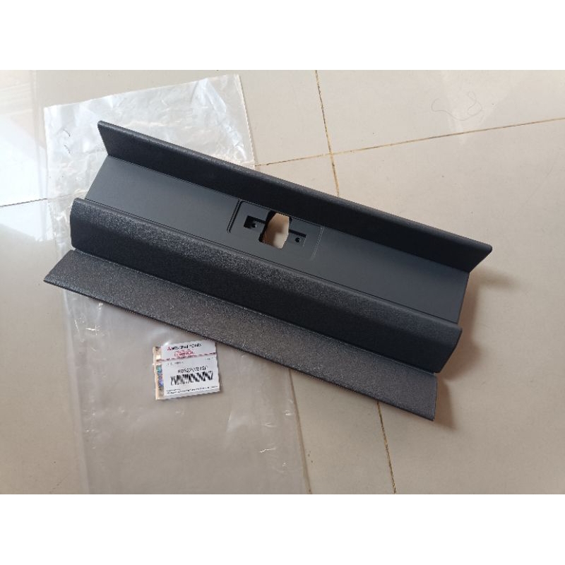 Tutup Laci dashboard Baru ORI Mitsubishi L300, cover dasbor luar dalam