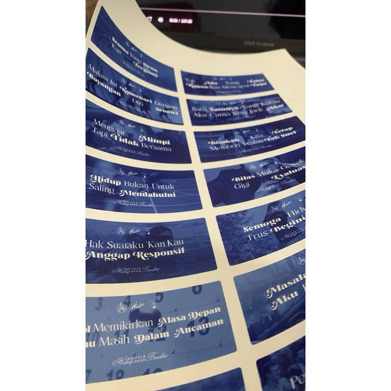 

Sticker Lirik Hindia