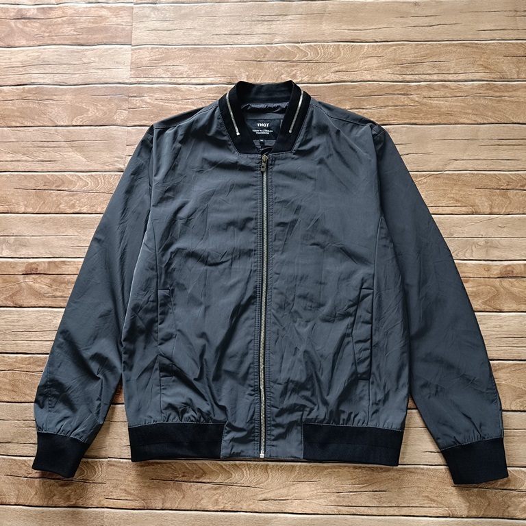 TNGT bomber jacket dark gray