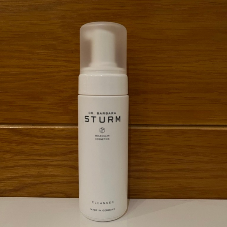 DR. BARBARA STURM - The cleanser