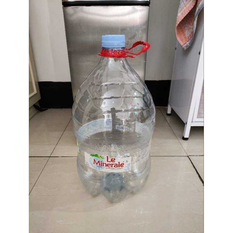 Galon kosong Le mineral 15 liter