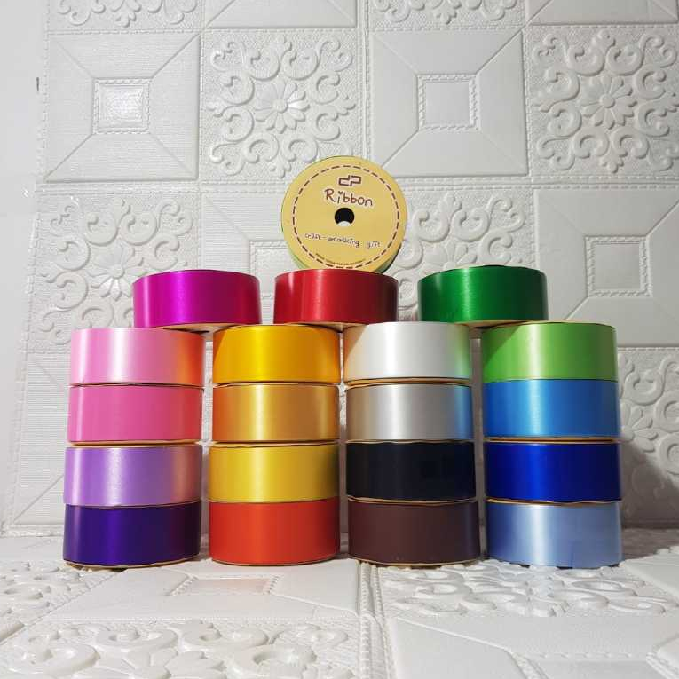 

Pita Roll Kado Besar 1.5" Plastik 4cm Kertas 38mm / Pita Jepang 4 cm / Pita Kado 4 cm