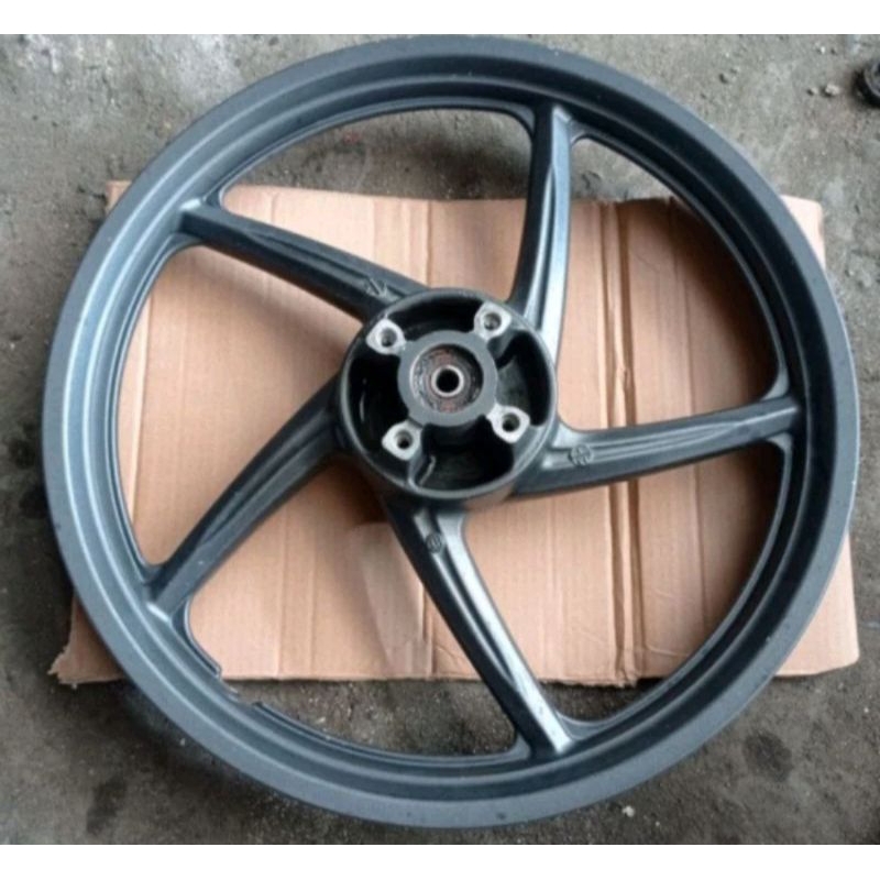 velg resing belakang supra 125 dobel disk/cakram belakang