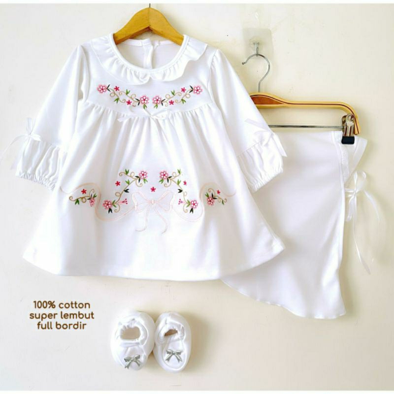Gamis bayi perempuan putih set,gamis bayi akikah newborn, dress bayi putih,gaun aqiqah newborn,baju 