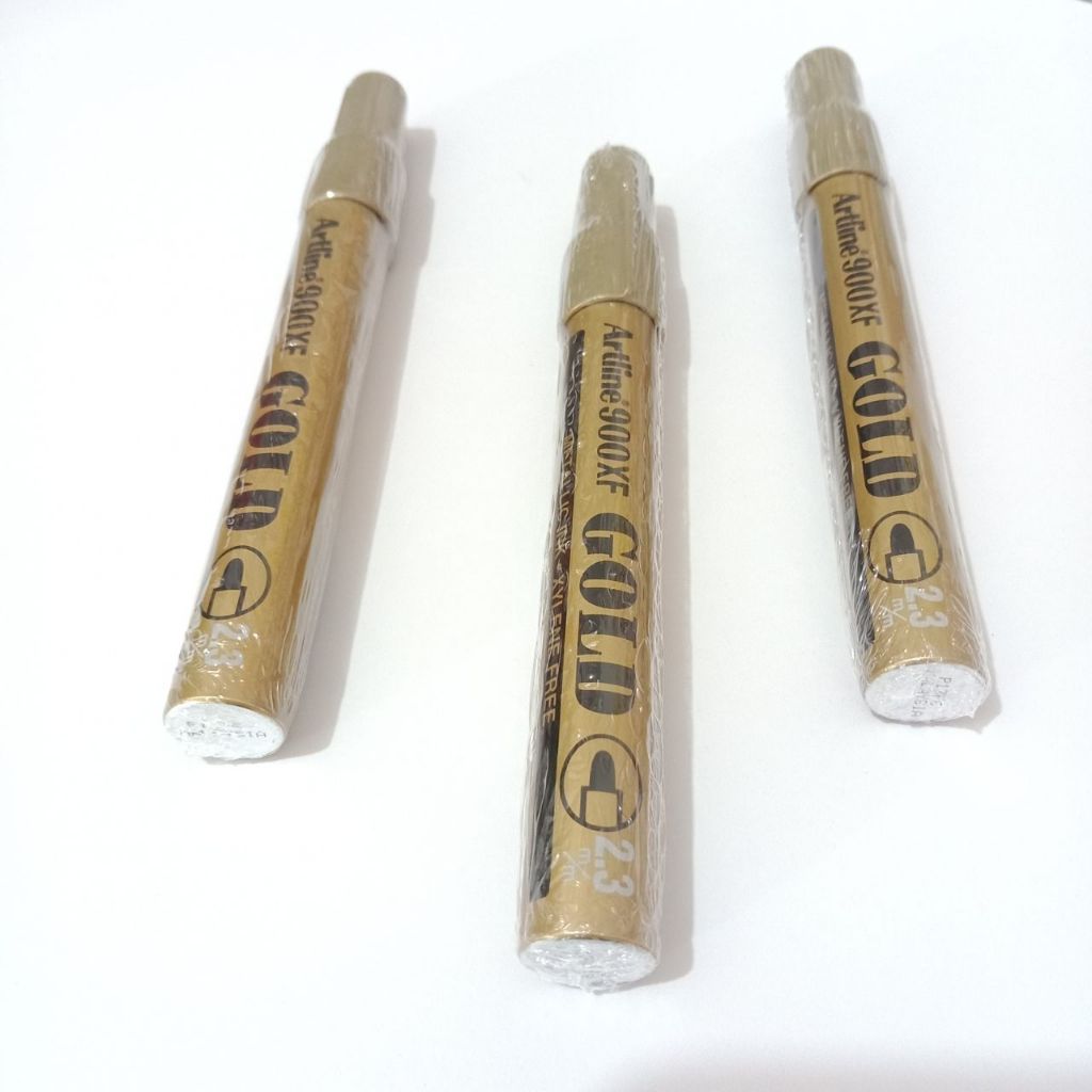 

SPIDOL WARNA EMAS ARTLINE 900XF 2.3 MM / GOLD MARKER SPIDOL BESAR WARNA EMAS ARTLINE