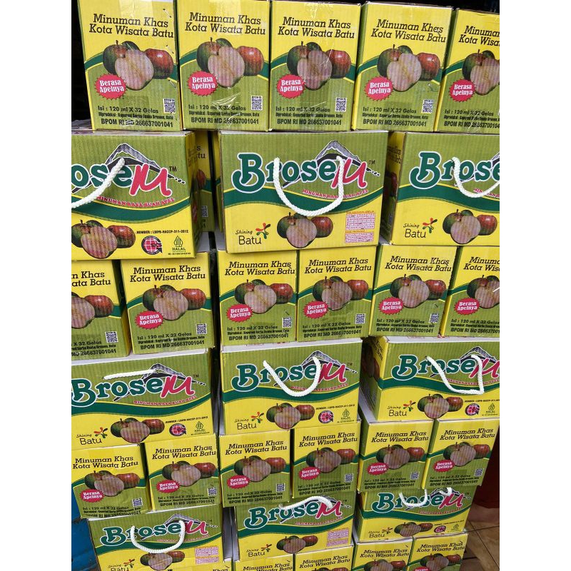 Oleh Oleh khas malang Brosem Sari buah apel isi 32