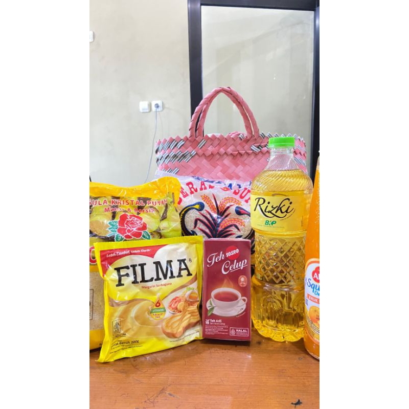 

Paket Anyaman Sembako