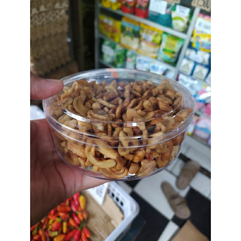 

kacang mede patahan
