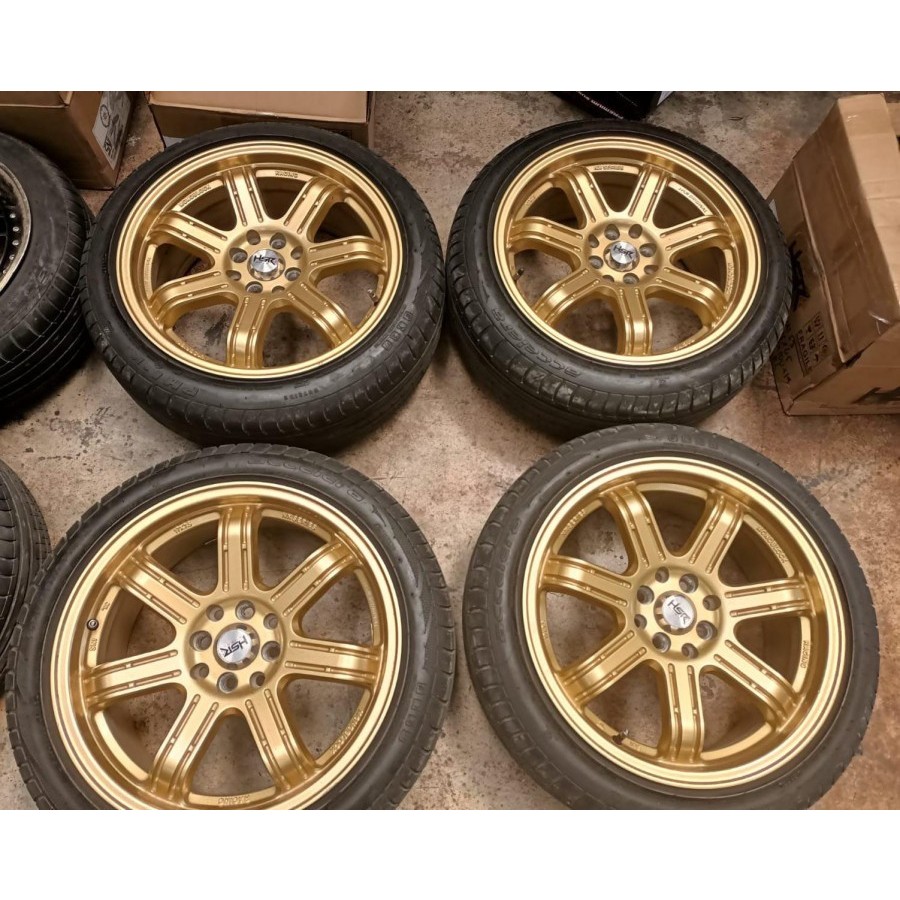 Velg Mobil Ring 17 Copotan AVANZA Baut 4 Lebar 7,5 Plus Ban 215/45 R17