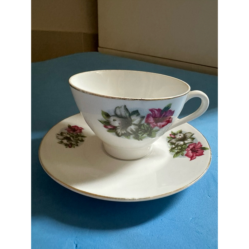 Cangkir Teh Set Motif Bunga