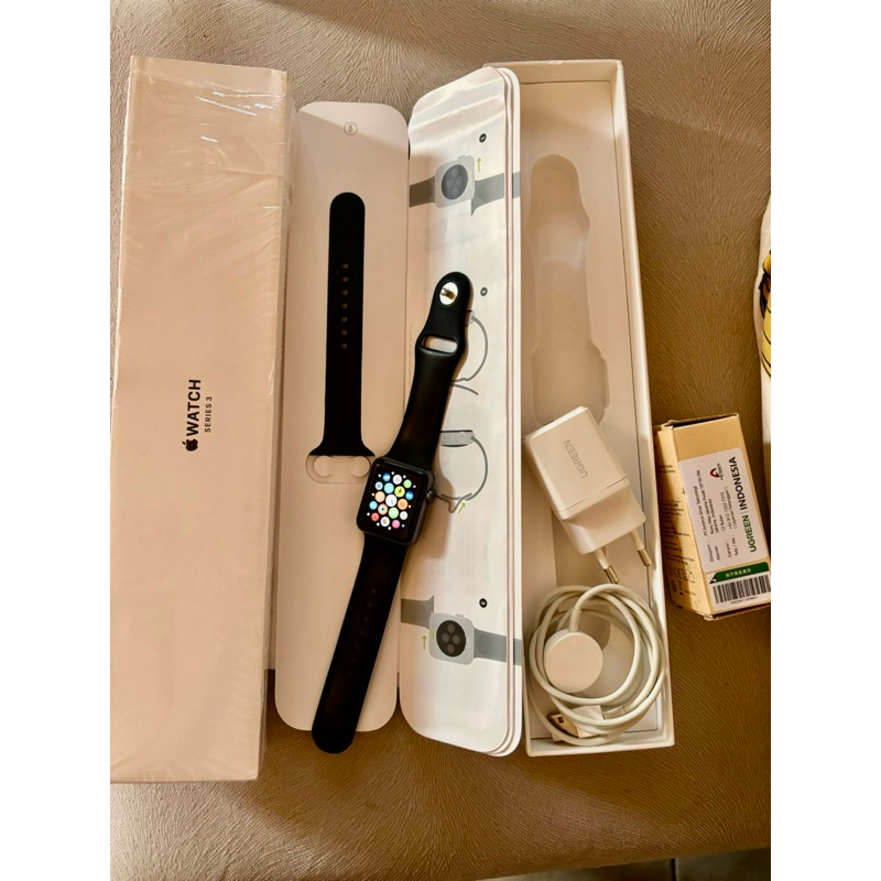 apple watch/ iwatch series 3 38 mm Ibox