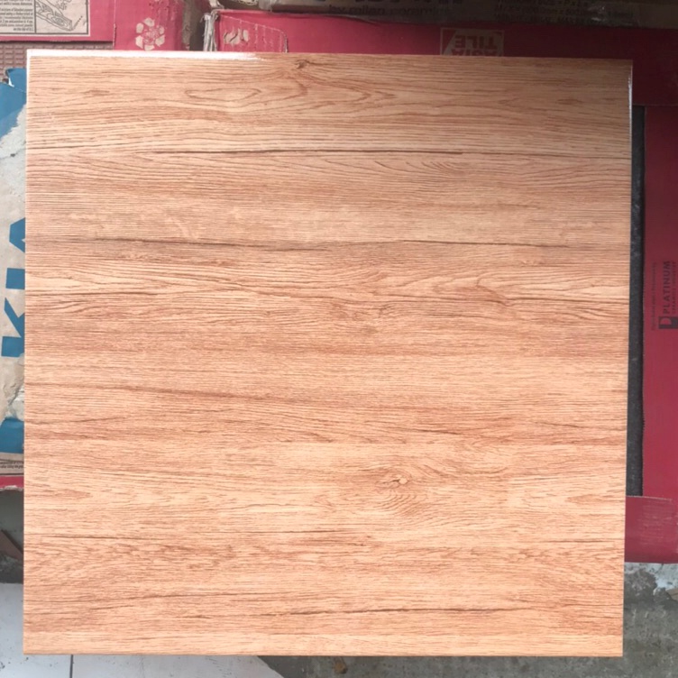 Diskon sd 7  keramik 4x4 motif kayu glossy keramik dinding  keramik lantai motif kayu keramik halama