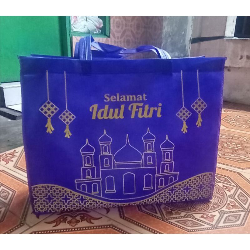 

TAS PARSEL LEBARAN GOODIE BAG RAMADHAN TAS BINGKISAN IDUL FITRI BESAR