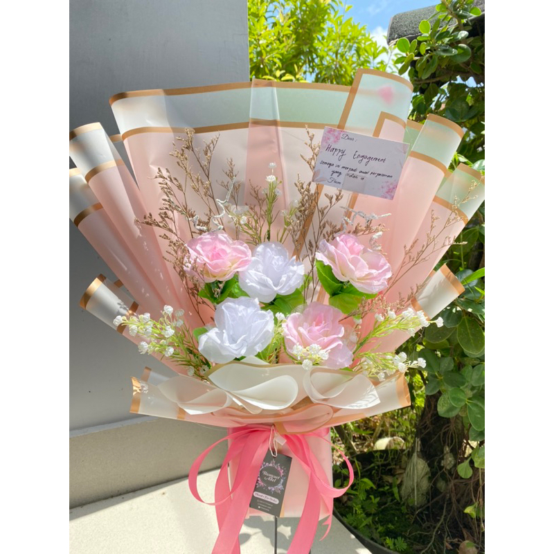 buket bunga artificial bouquet bucket bunga wisuda perpisahan ulang tahun anniversarry bunga artific