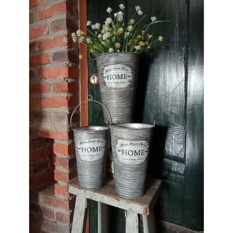 paket vas kaleng/pot vintage/pot kaleng/vas bunga/pot bunga/dekorasi/pajangan/hiasan