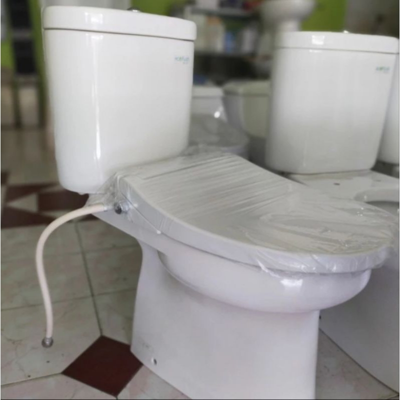 Closet duduk Toto cw421