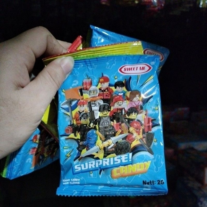 

SWEET PERMEN SURPRISE TOY LEGO HARGA 10 pcs