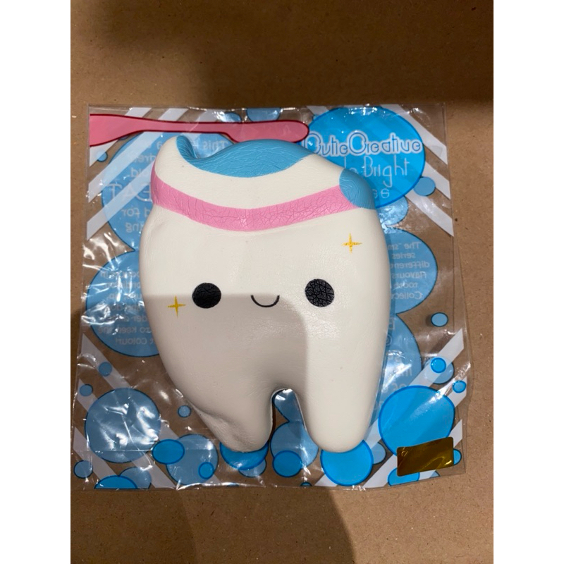 [FLASH SALE SQUISHY] SMILE BRIGHT SERIES TOOTH BY CUTIE CREATIVE (LICENSED AND RARE)