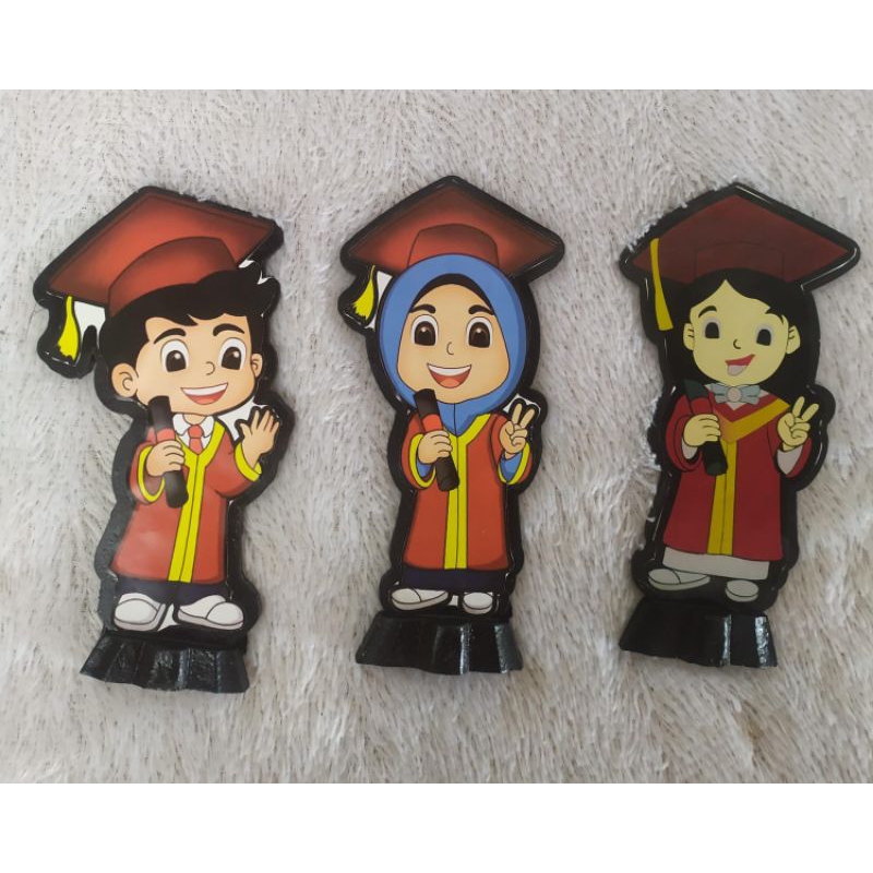 TROPHY WISUDA PAUD/TK TERMURAH