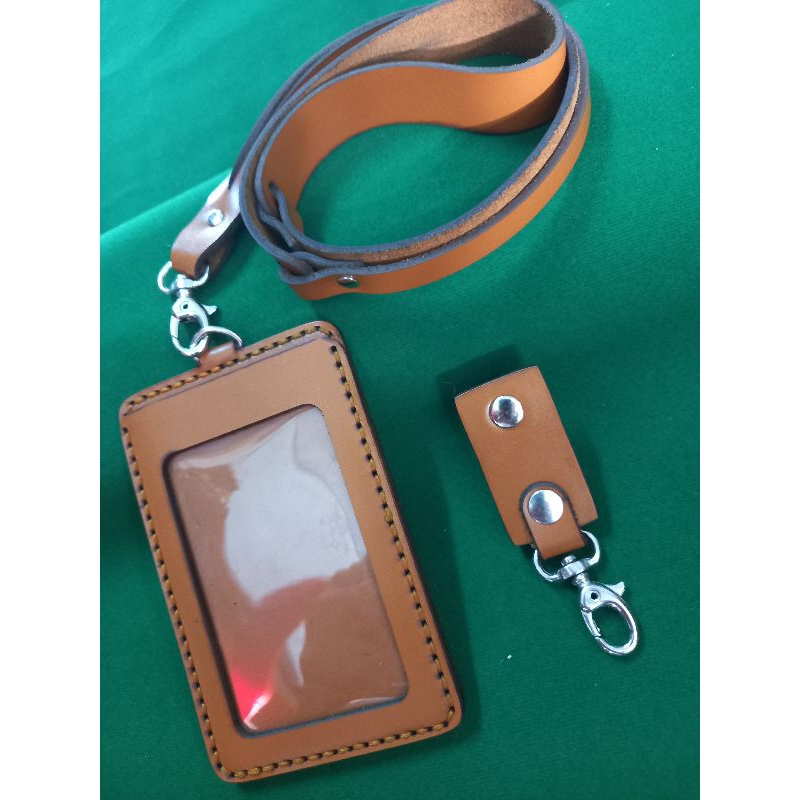 

ID Card Kulit / Name Tag Kulit ADVANCED 01