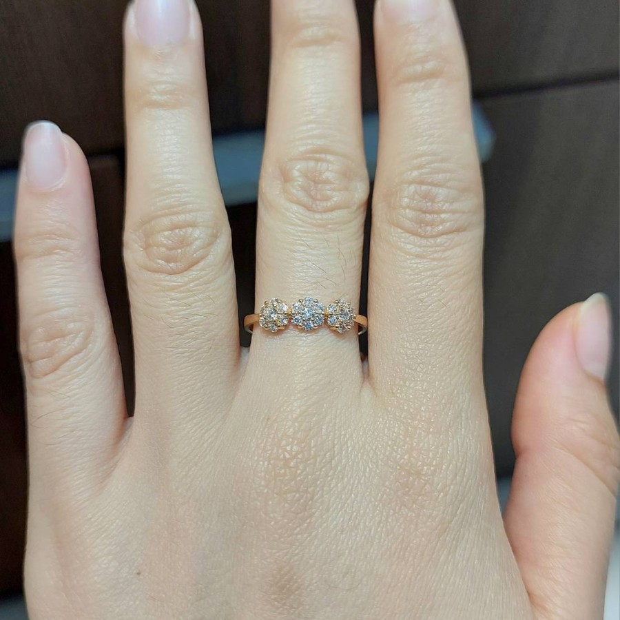 Perhiasan Cincin Emas Kadar 700 16k Fashion Zircon 1.75 Gram Size 14 (CH138)