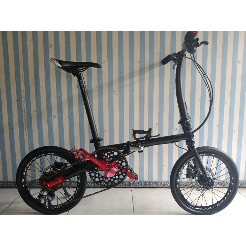 Sepeda lipat izi arc 16+