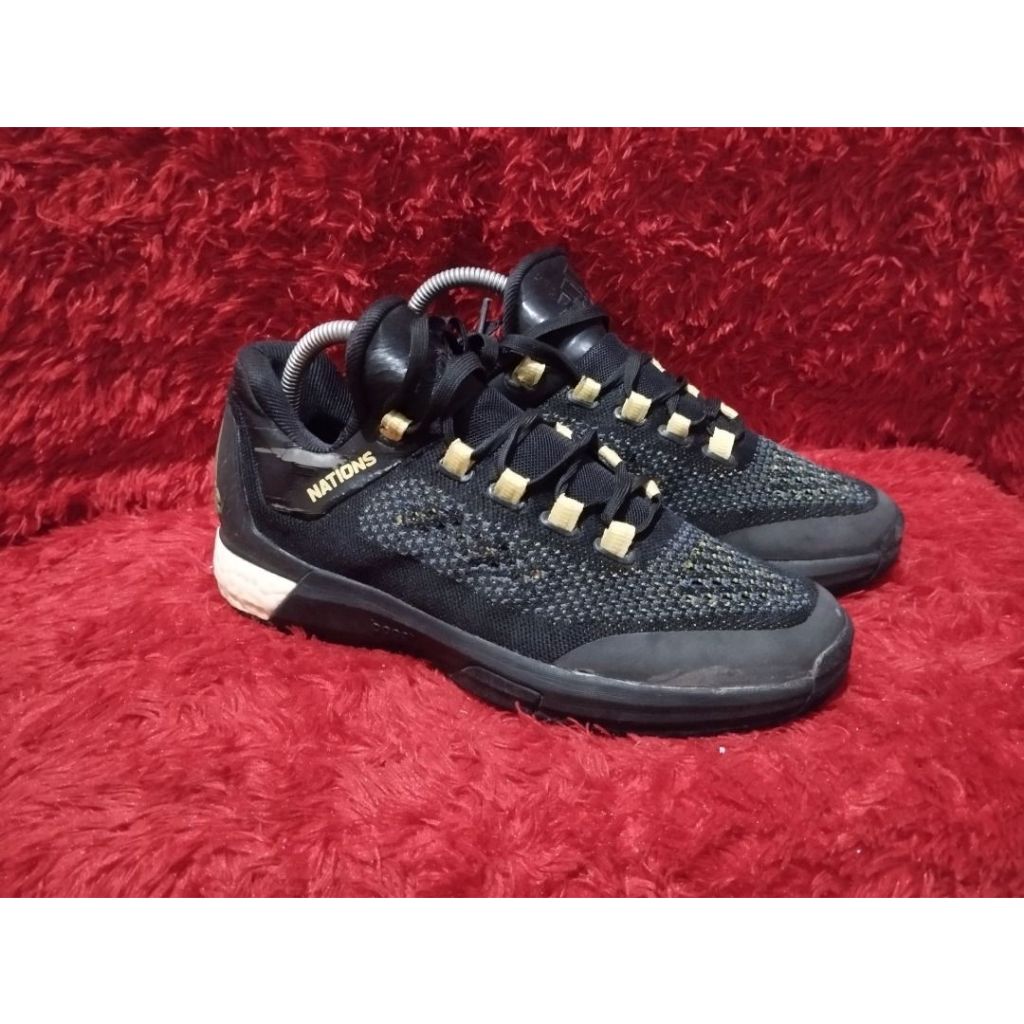 SEPATU ADIDAS CRAZYLIGHT BOOST