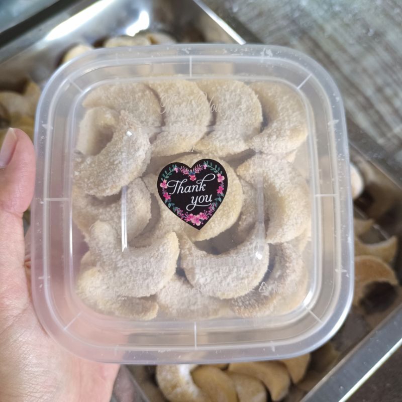 

Kue Kering Kuker Kue Putri salju 250g