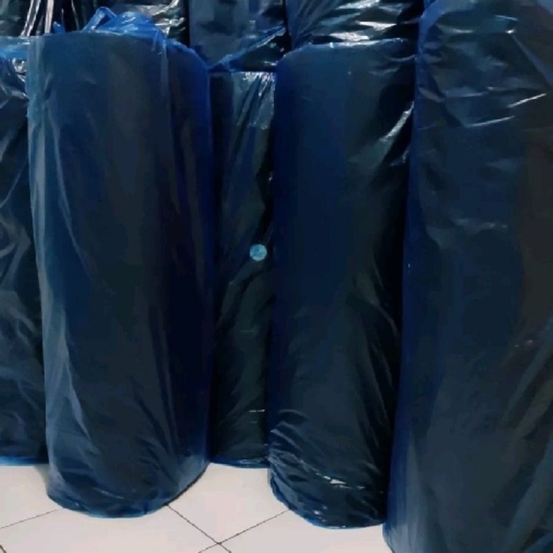 

Bubble Wrap/Buble Wrap Tebal Bening 3kg, Hitam 2,5kg (Khusus GoJek Instant kurir saja)