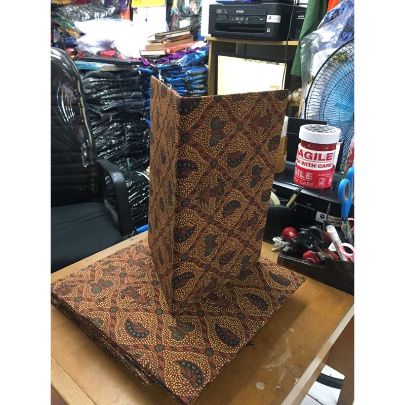 

RB Map batik map upacara map kantor pakai logo (coating garuda)