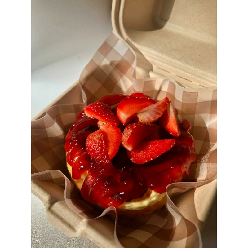 

Mini Strawberry Burnt Cheesecake