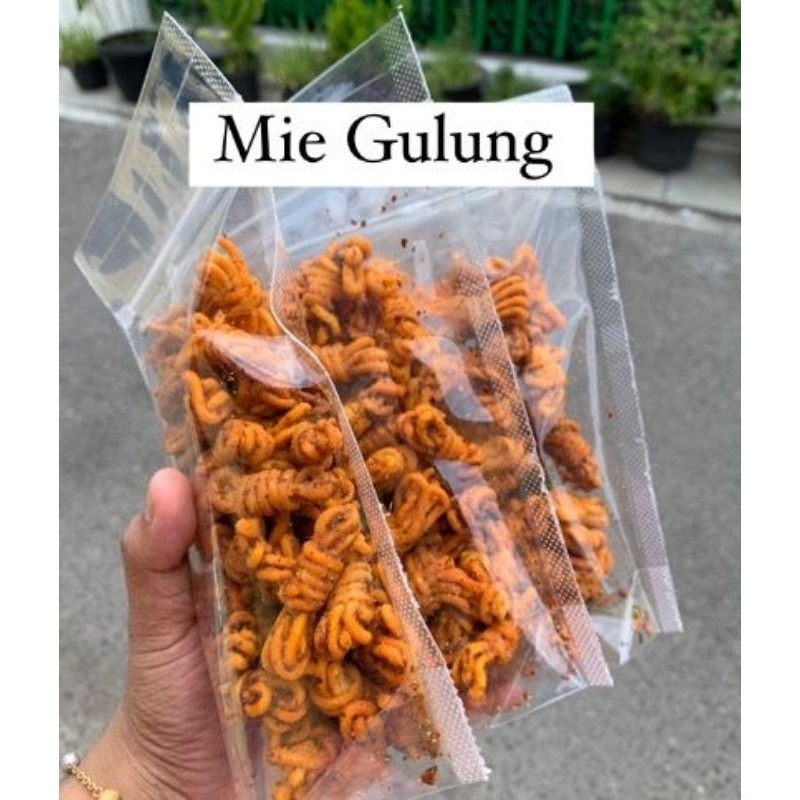 

Mie Gulung/viral