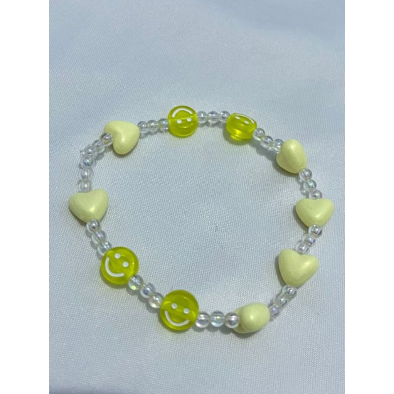 gelang kuning