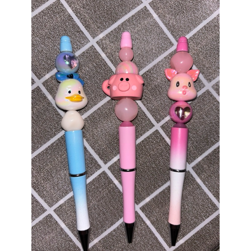 

pulpen isi manik donald & piglet