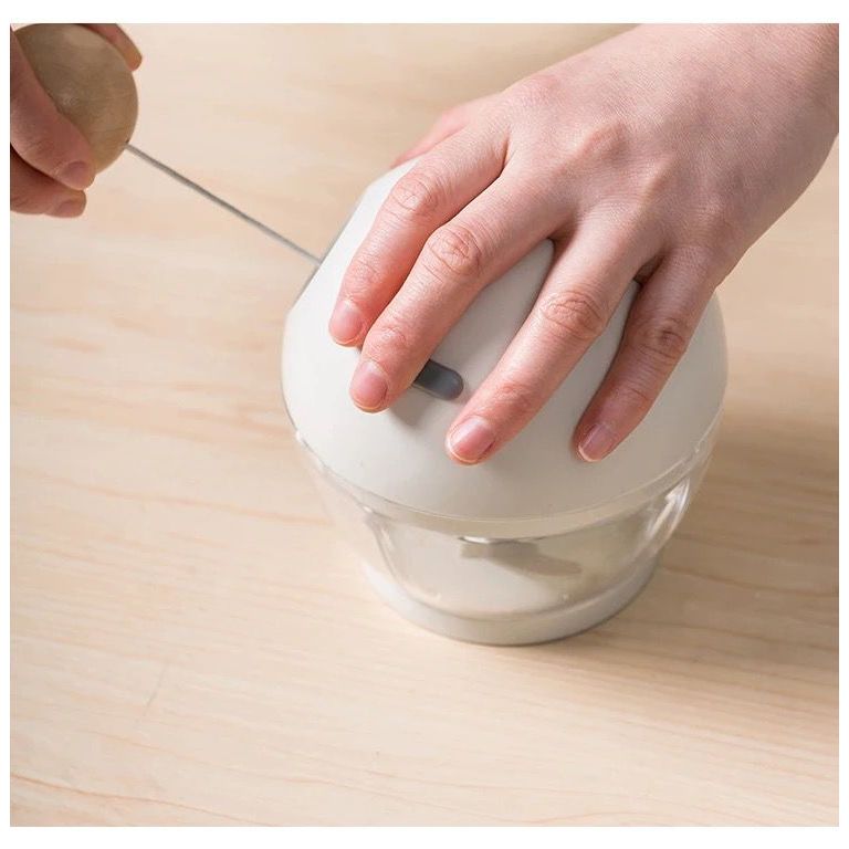 Chopper  Coper Bumbu Pemotong Bawang Blender Manual Ukuran 12.8 X 12.5 X 9 CM