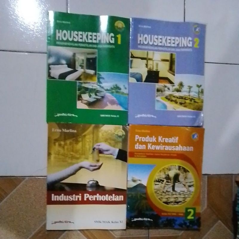 HOUSEKEEPING SMK 1 & 2/INDUSTRI PERHOTELAN 2/KEWIRAUSAHAAN 3