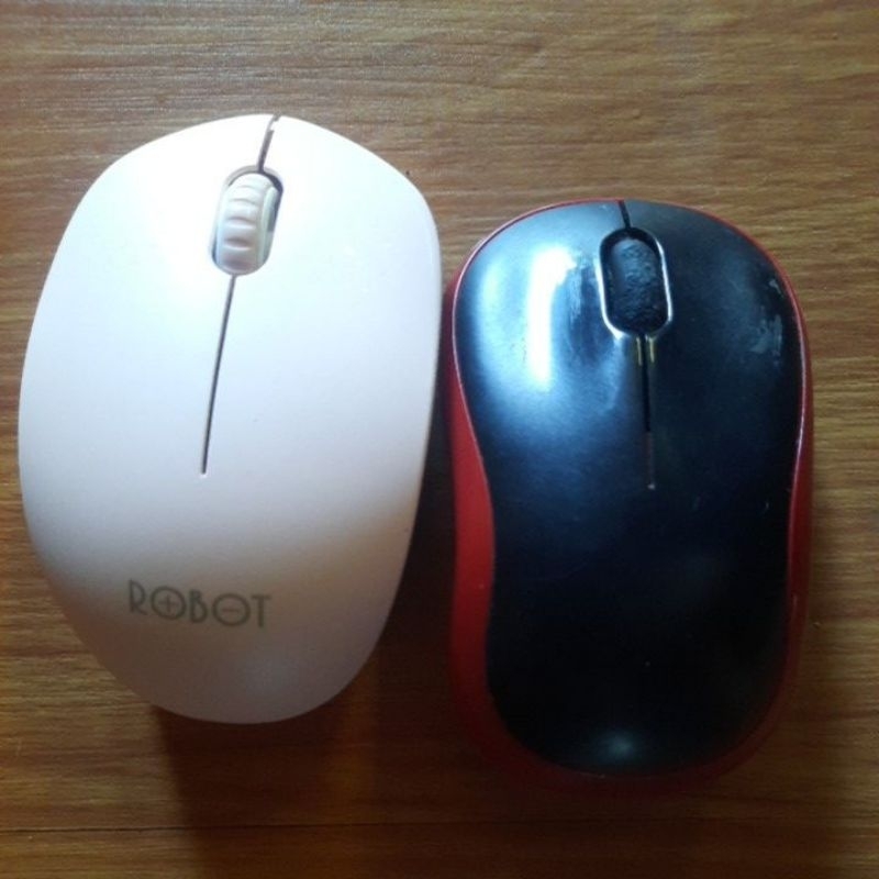 Mouse Bluetooth/Wireless Logitech dan ROBOT - Mouse Bekas