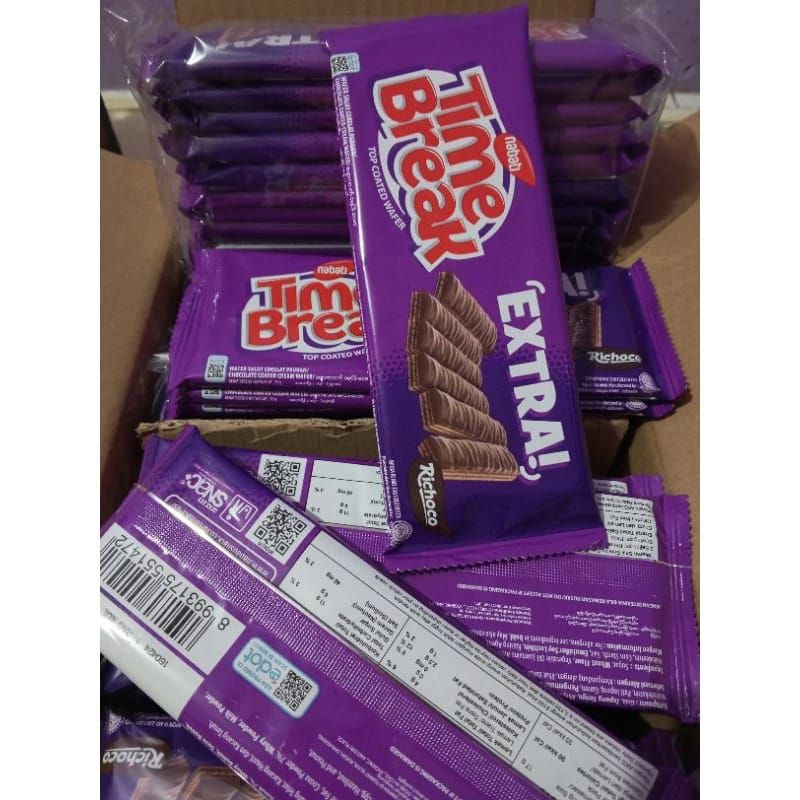 

Snack wafer lapis cokelat Time Break dijual ecer kemasan 48 gram