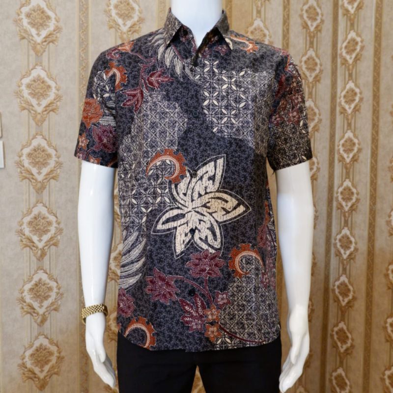 kemeja batik pria premium lengan pendek hitam lavender
