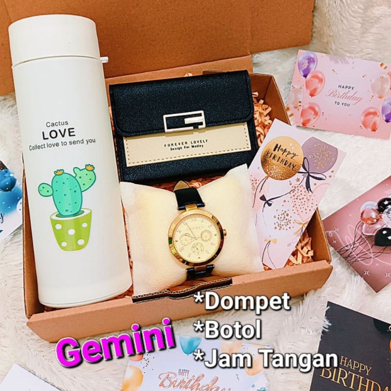 

Hampers Cewek/Kado Cewek/Hadiah Cewek/Giftbox Cewek/Souvernir Cewek