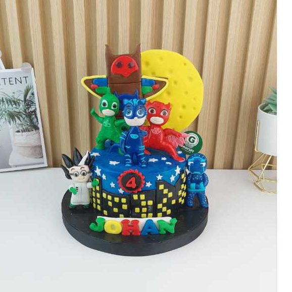 

CAKE TEMA PJ MASK UK 15CM / KUE ULANG TAHUN CUSTOME