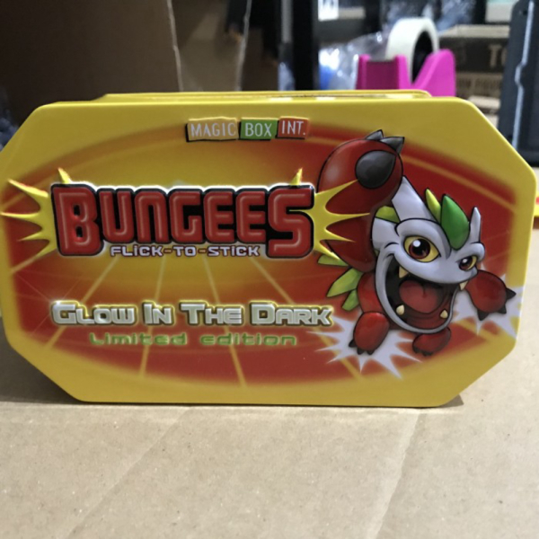 

Dijual BUNGEES Magic Limited Flick Stick Diskon Int - Kaleng Box To BOX Edition in