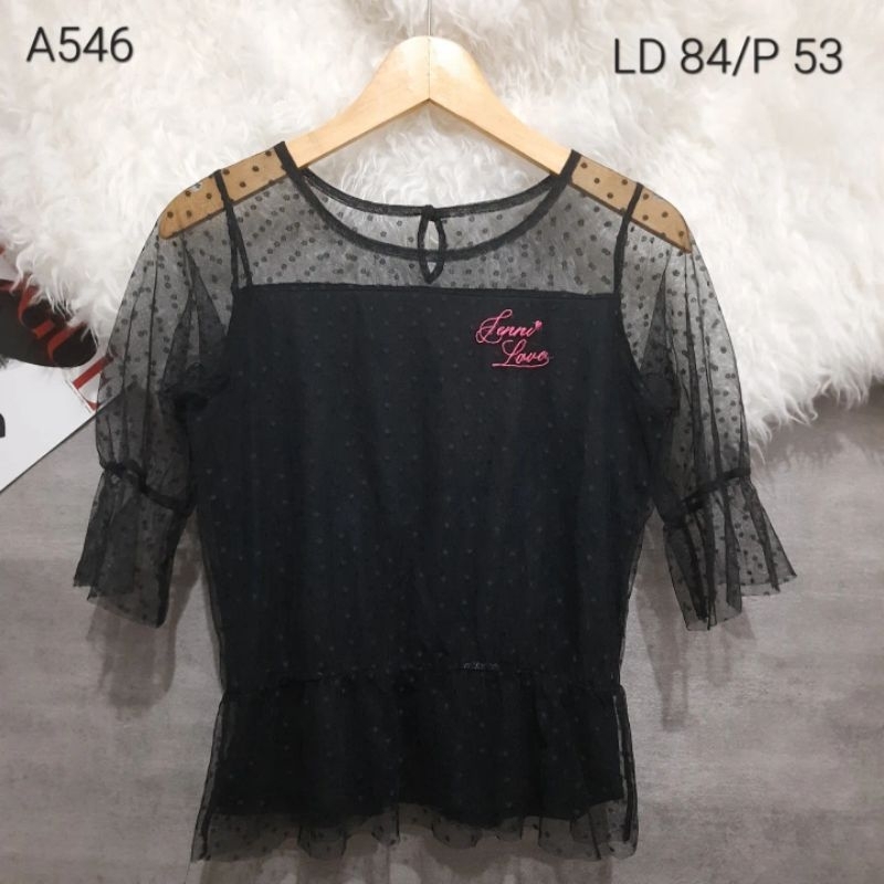 A546 Atasan Hitam Tile Jaring Polkadot Hitam