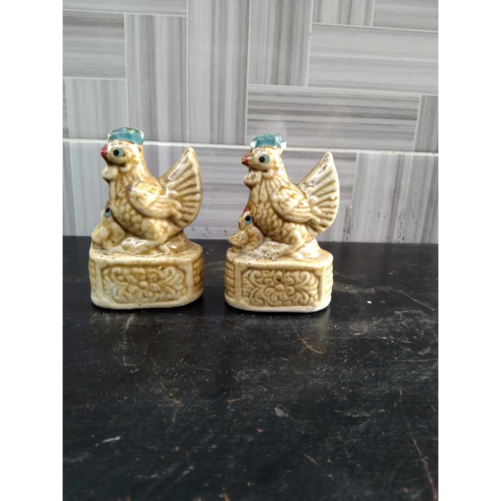 Patung Keramik Ayam Sepasang Kuno Jadul Antik