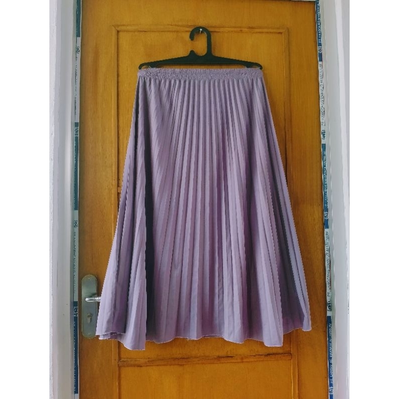 PL rok bekas rok plisket hyget premium warna ungu Lilac lavender rok bekas rok motif bunga rok kanci