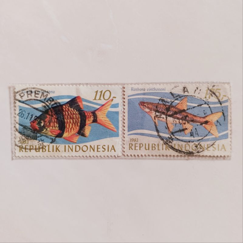 

(AB) Perangko Indonesia 1983 Ikan Hias Air Tawar Set 2 pcs Used